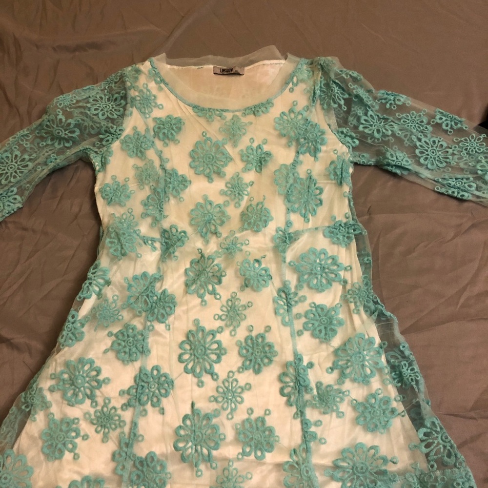 Embroidered yarn dress
